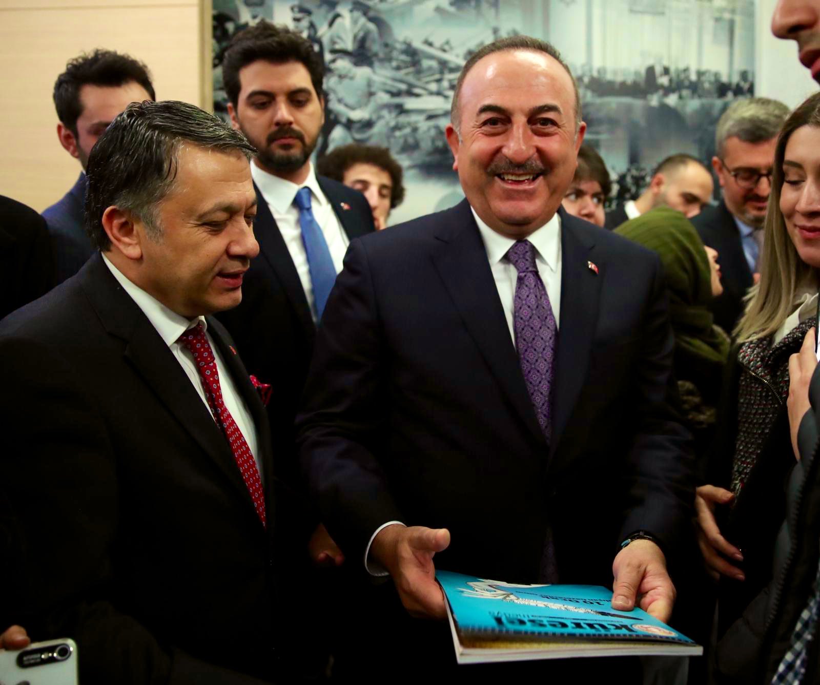 Bakan Çavuşoğlu’na KGK sürprizi