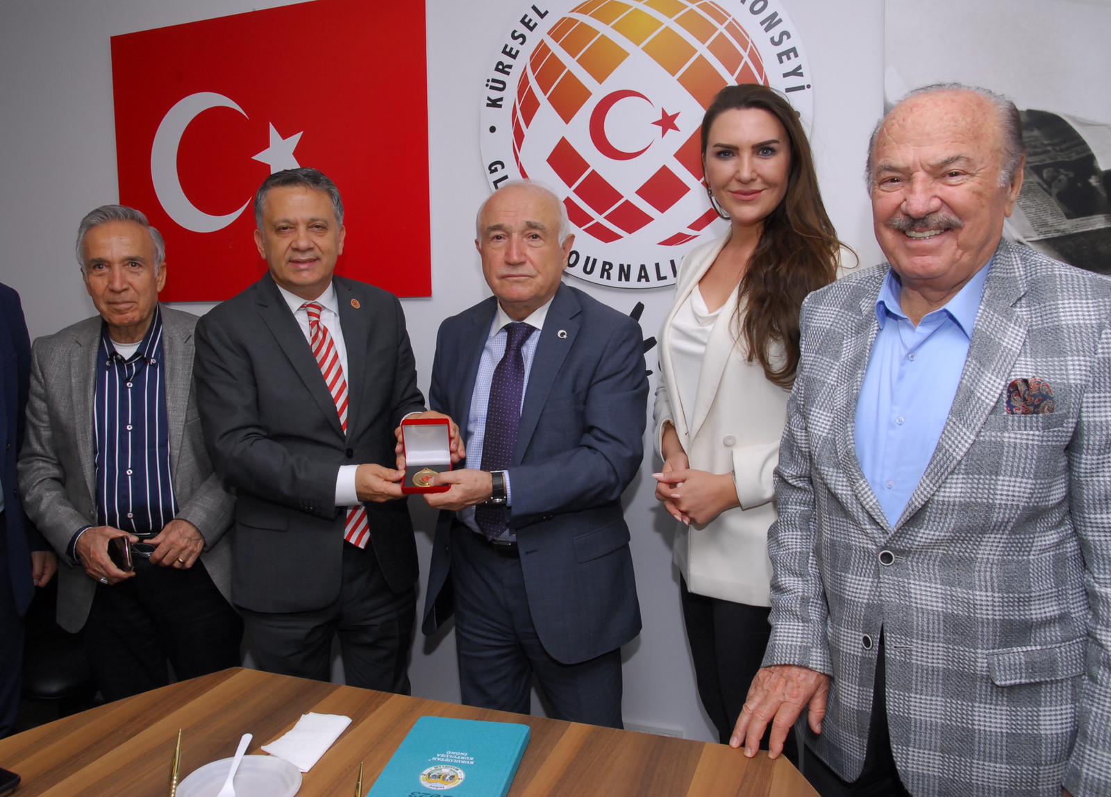 Cemil Çiçek: Yüzde yüz mutabakat olmadan yeni Anayasa imkansız