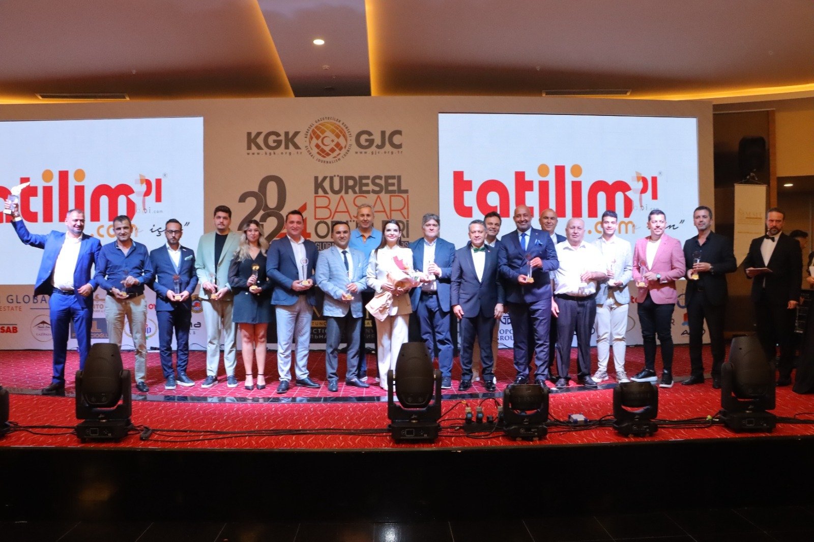 4. Küresel Başarı Ödülleri’ne muhteşem tören