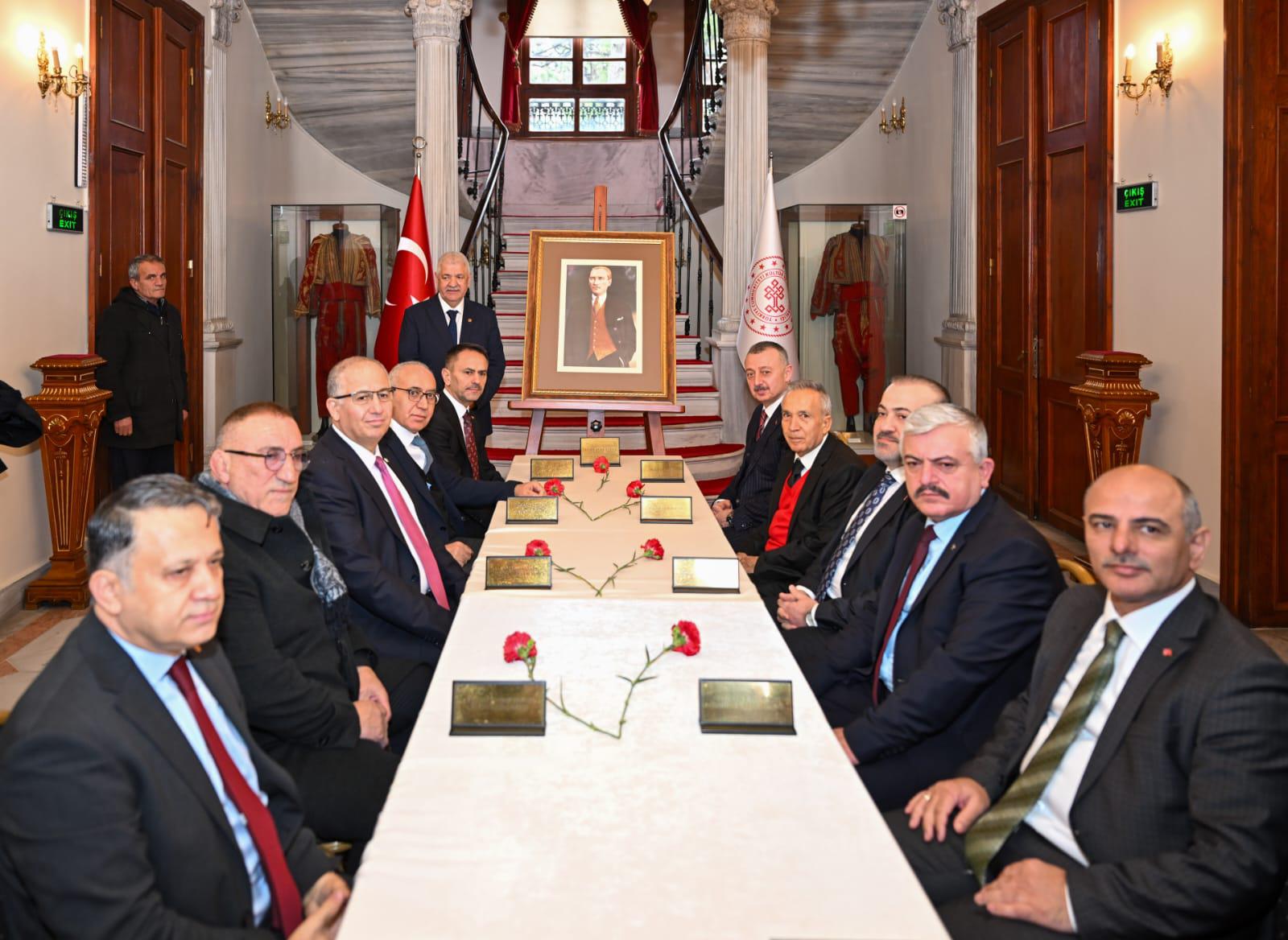 KGK, İzmit’de Basın Onur Günü’nü kutladı