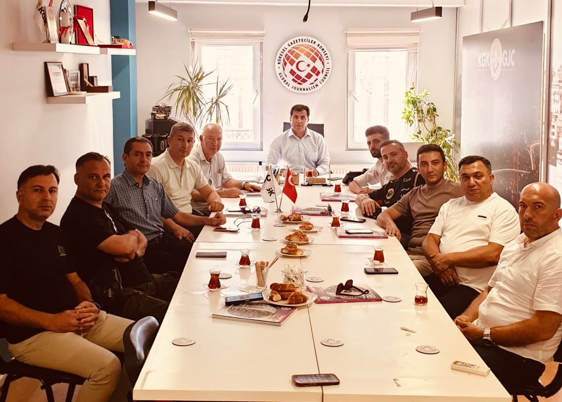 Azerbaycanlı gazi gazeteciler KGK’da 