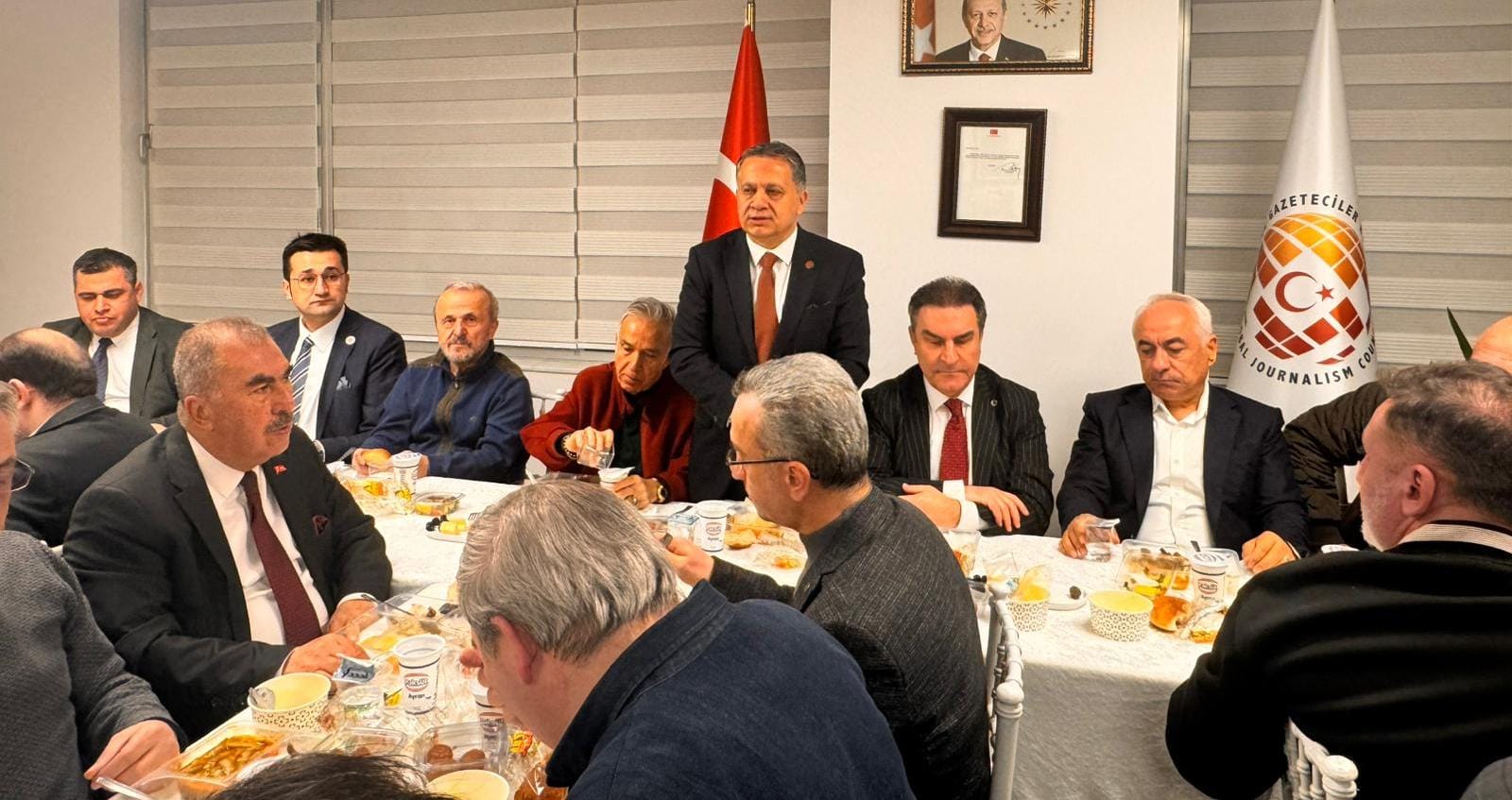 Ankara’da KGK iftarında savaş konuşuldu